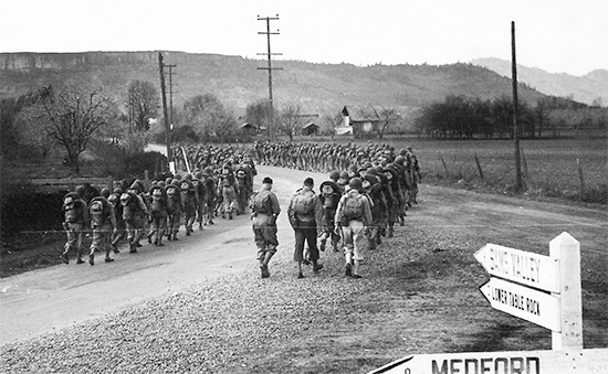 82d General Hospital. Training at Camp White, Medford, Orgeon and area: hiking and road marches.
