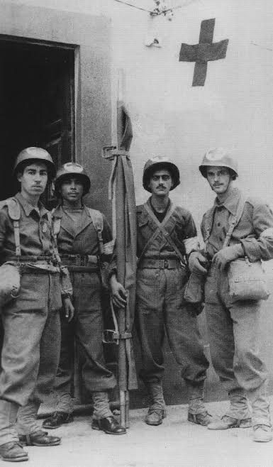 Stretcher bearer team of the 6th Regimental Combat Team, Brazilian Expeditionary Force in Italy. Courtesy Cesar C. Maximiano